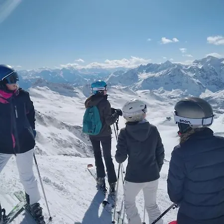 Apartment Skichaletcervinia 7p Ski In Ski Out Aan Piste Nr. 5 Uitzicht Matterhorn Breuil-Cervinia