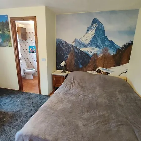 Apartment Skichaletcervinia 7p Ski In Ski Out Aan Piste Nr. 5 Uitzicht Matterhorn